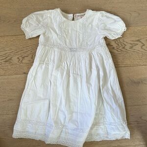 Bonpoint white  dress lined with puff sleeves with pleats and lace details